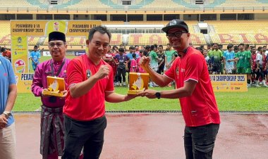 Spektakuler! Kejuaraan Sepakbola U-14 Resmi Bergulir di Pekanbaru, Aji Santoso: "Ini Langkah Menuju Timnas Indonesia!"