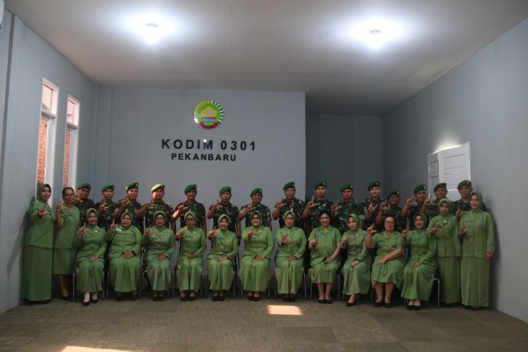Dandim 0301/Pekanbaru Pimpin Acara Korps Raport Pindah Satuan Kasdim