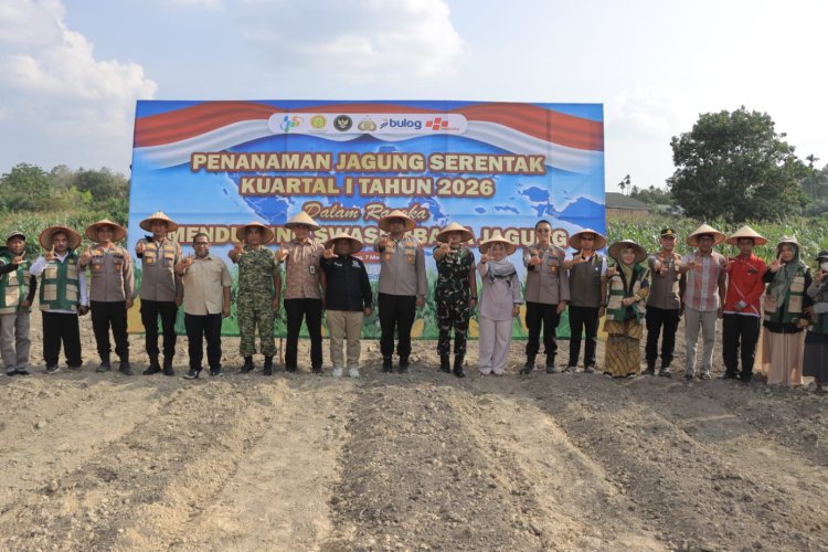 Polres Kampar Gelar Penanaman Jagung Serentak Awali Tahun 2026 demi Mendukung Program Swasembada Pangan Nasional