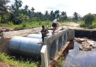 Pembangunan Jembatan Garuda Armco Terus Berlanjut, TNI dan Warga Fokus Kerjakan Pagar Jembatan