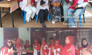 Walikota DPD LIRA Pekanbaru Juli Indrawan Lubis Boyong Pengurus Salurkan Sembako di Padang Bulan