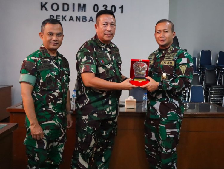 Akhiri Rangkaian Kegiatan, Kodim 0301/Pekanbaru Lepas Pasis Dikreg LXVIII Seskoad